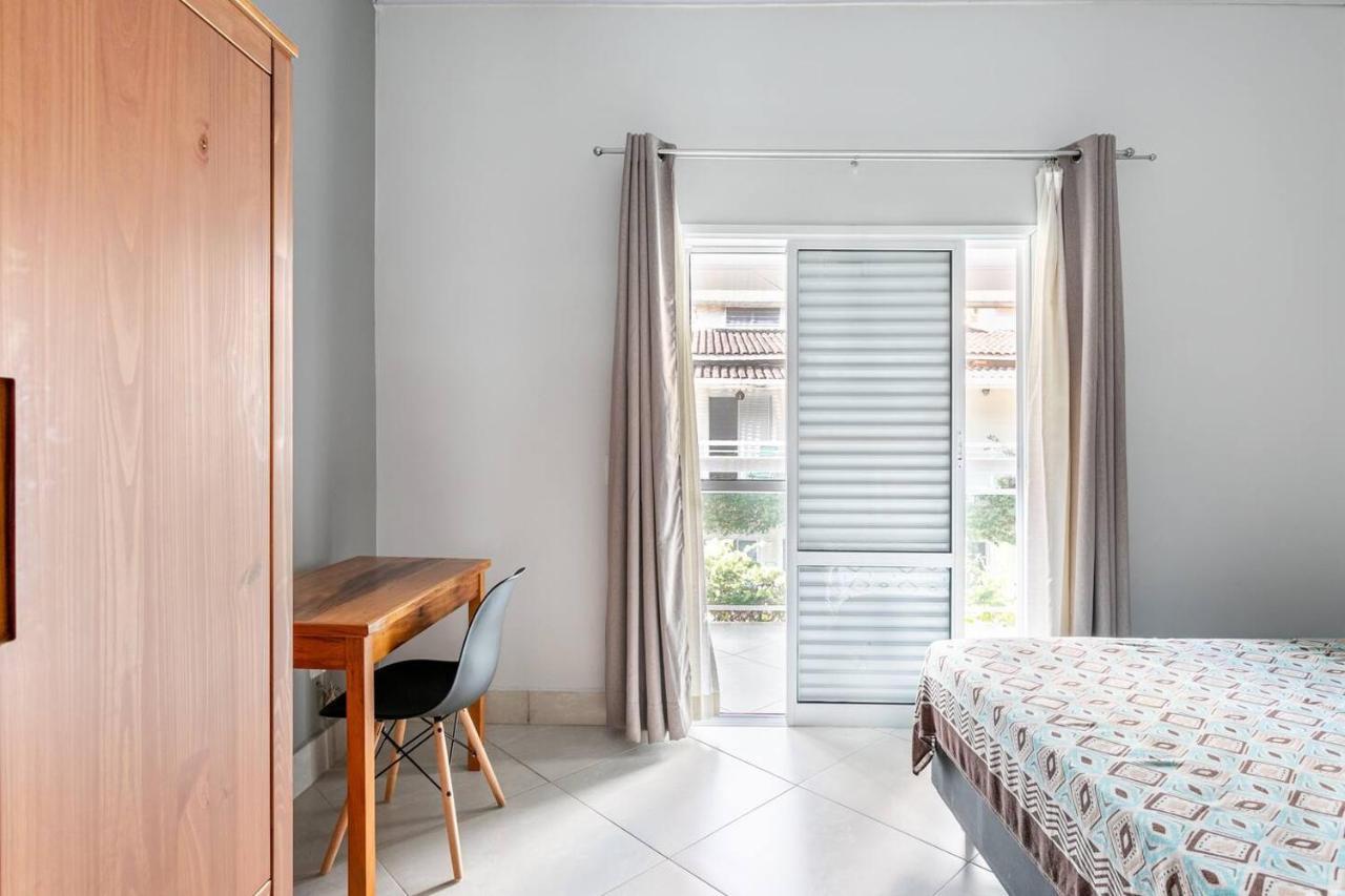 Juquehy Casa Espacosa Em Condominio จูเกย์ ภายนอก รูปภาพ